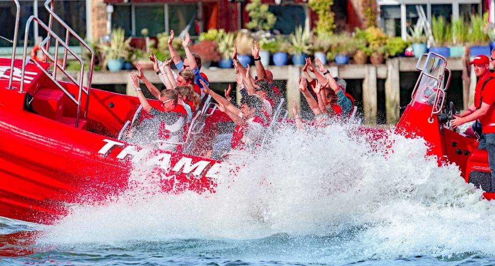 Thames Rocket in action