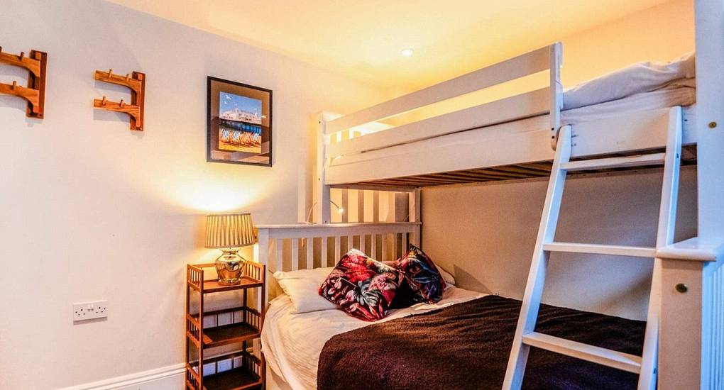 ibrighton-bedroom-two.jpg
